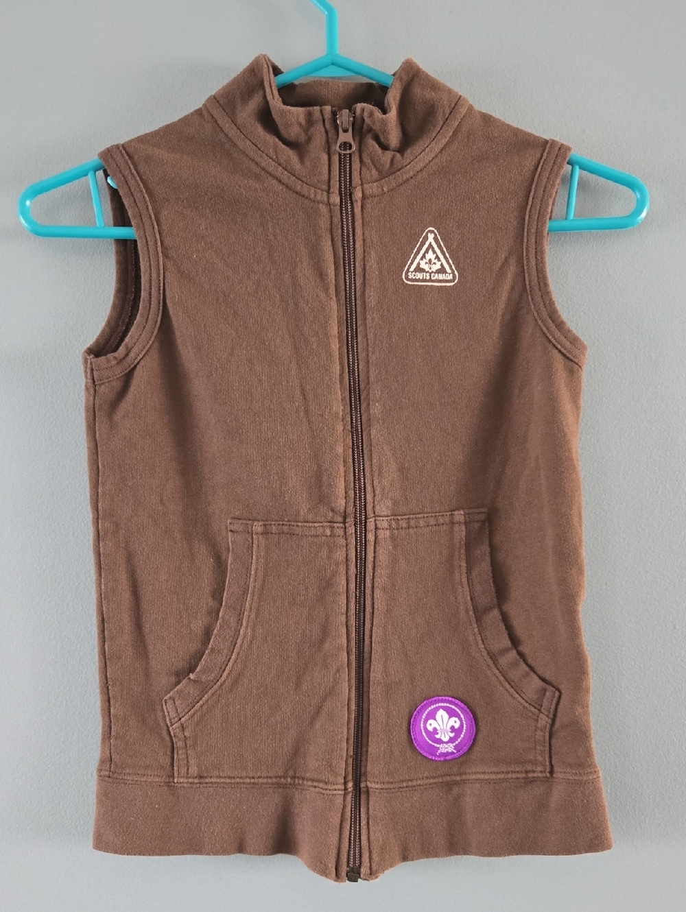 Scouts Canada Beaver Vest Youth M (Size 8)